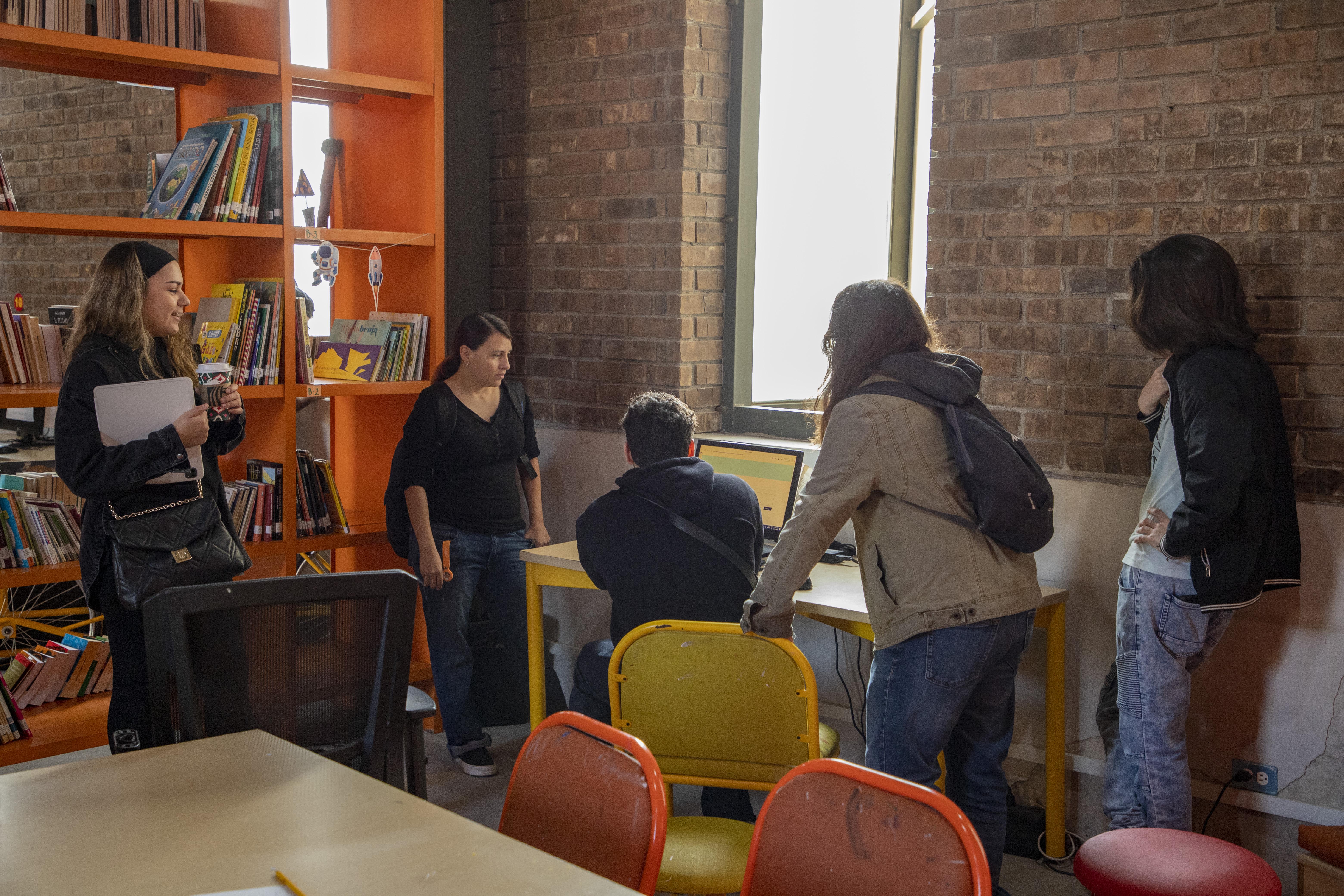 Preservando​ la identidad y la historia de nuestros adultos mayores