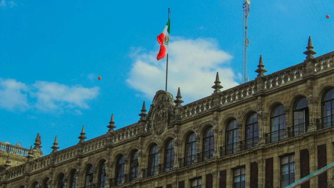 Medellín Centro: Hogares geriátricos que ofrecen un santuario de bienestar en el corazón de la ciudad, garantizando una atención integral y amorosa para cada residente.