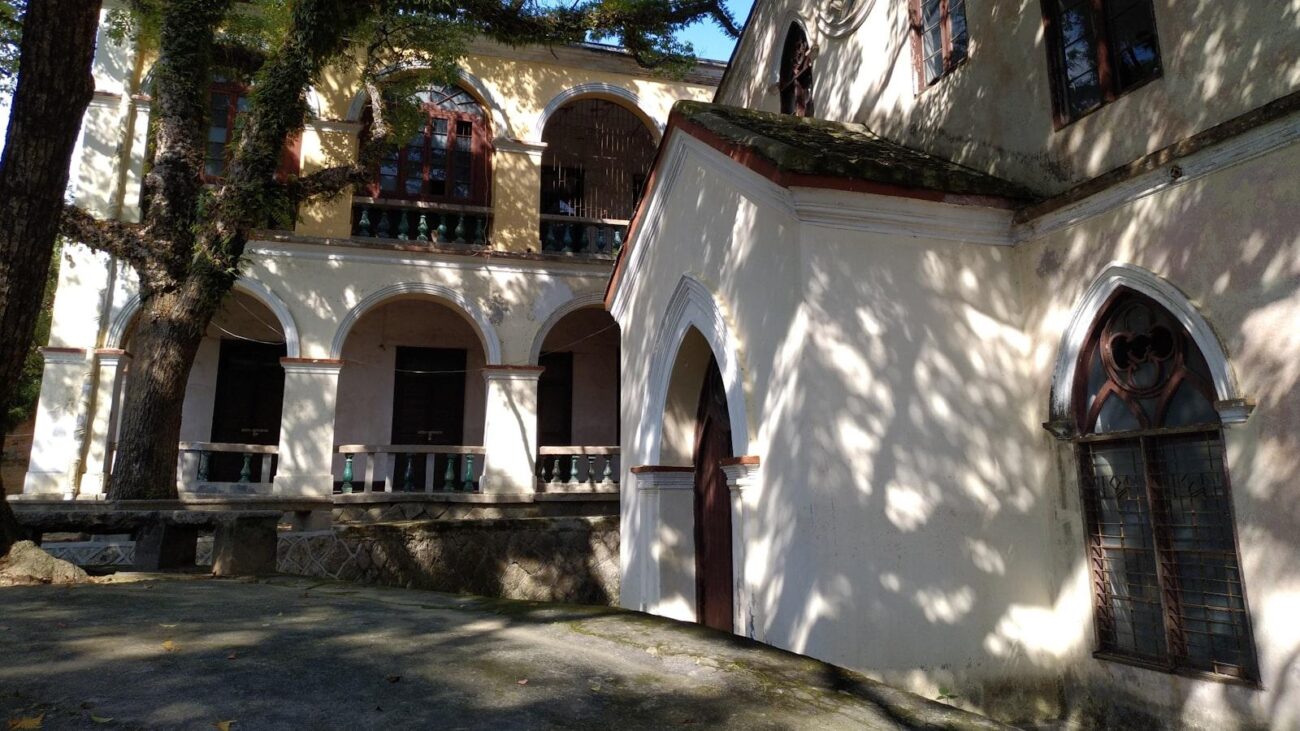 San Antonio de Prado, Medellín: Hogares geriátricos que se convierten en hogares, donde la tranquilidad es la norma, creando un ambiente donde nuestros mayores se sienten en paz y protegidos.