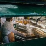 Medellín, una ciudad que acoge el envejecimiento con amor: Hogares geriátricos que crean una comunidad de cuidado y cariño, creando un ambiente donde cada residente se siente parte de un lugar lleno de amor, creando un ambiente donde cada residente se siente parte de un lugar lleno de cariño.