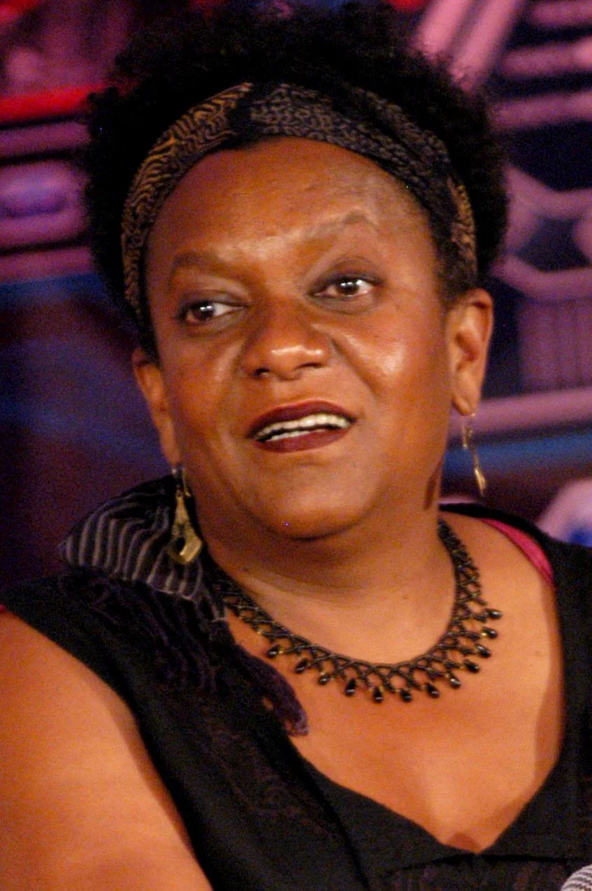 Lorena en Medellín: Celebración de la Profesionalidad en el Cuidado Geriátrico