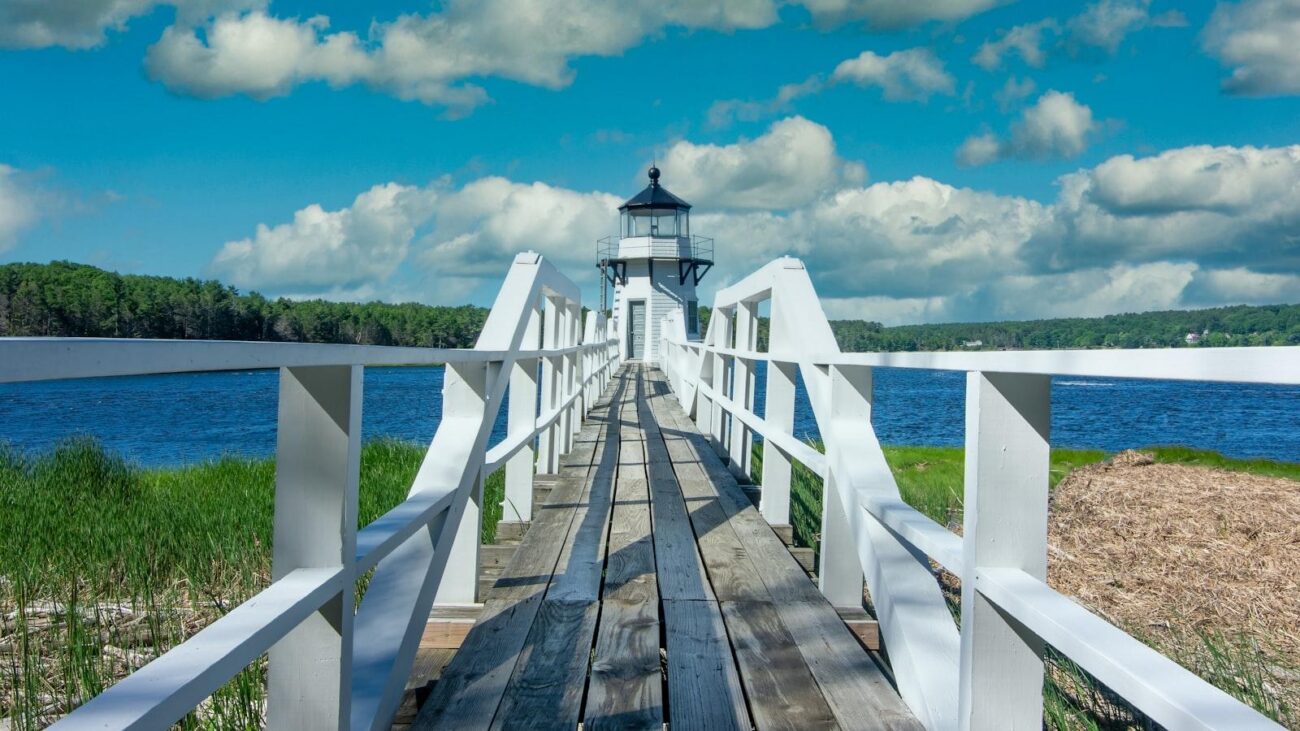 Ecos de Compañerismo en Medellín: Santa Teresita, Hogar Geriátrico que Transforma Vidas