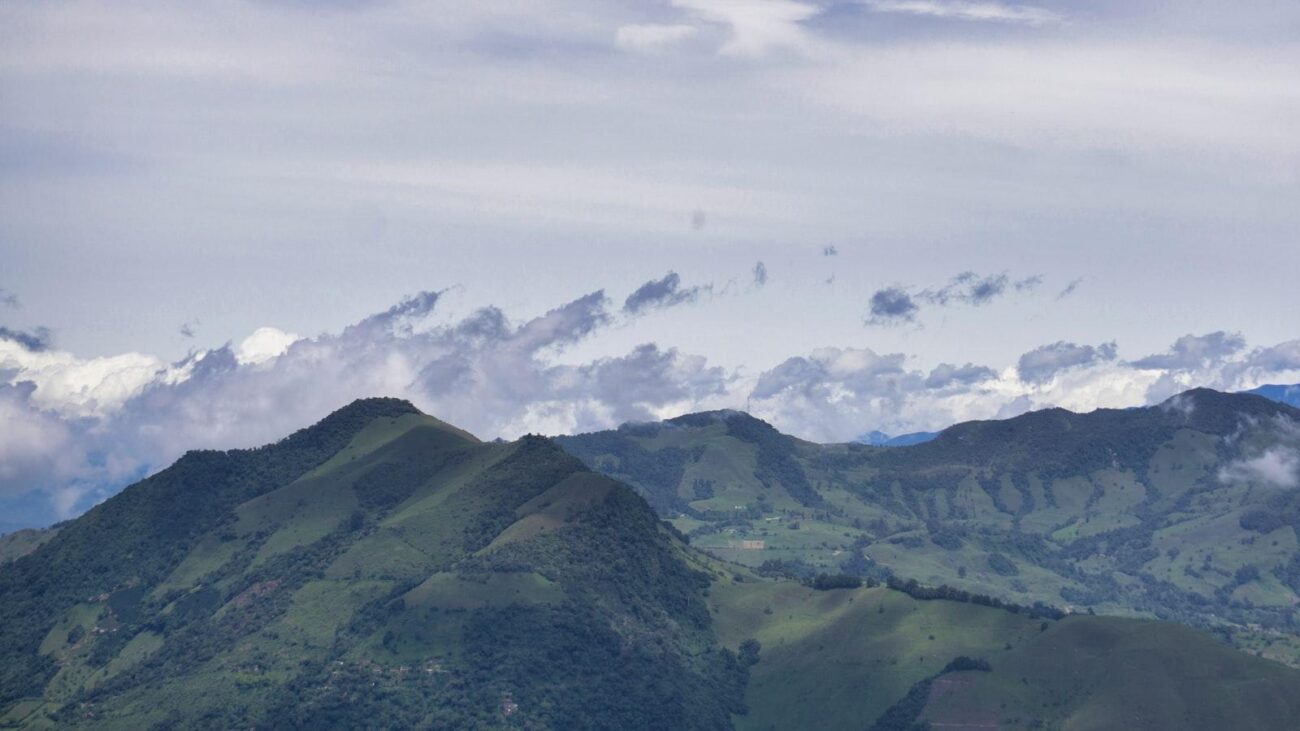 Ecos de Bienestar en Medellín: Las Lomas Nº 1, Hogar Geriátrico que Transforma la Jubilación