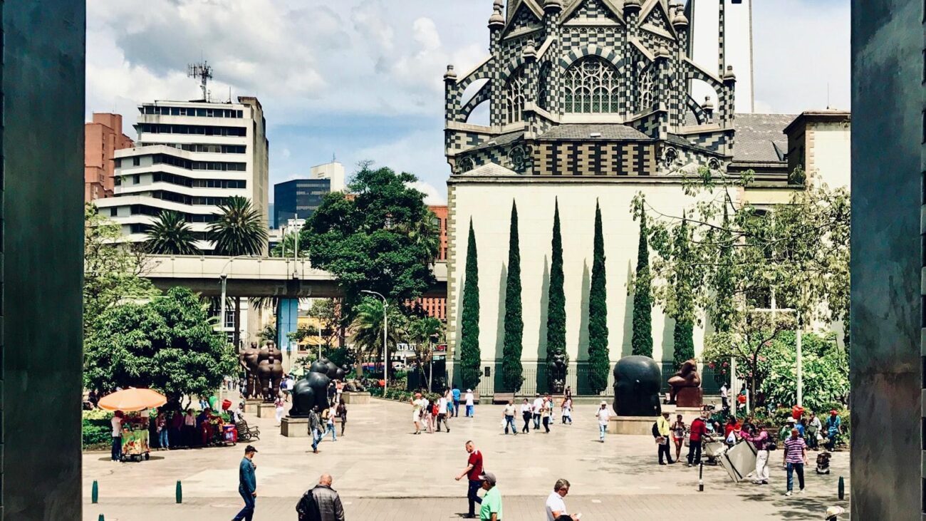 Senderos de Bienestar en Medellín: El Tesoro, Hogar Geriátrico que Resalta tu Plenitud