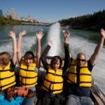 Explorando la Comunidad en Medellín: Las Lomas Nº 2, Donde Cada Rincón Celebra la Alegría