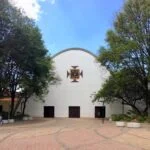 Bolivariana Medellín: Hogar Geriátrico que Ofrece Cariño y Bienestar a la Tercera Edad