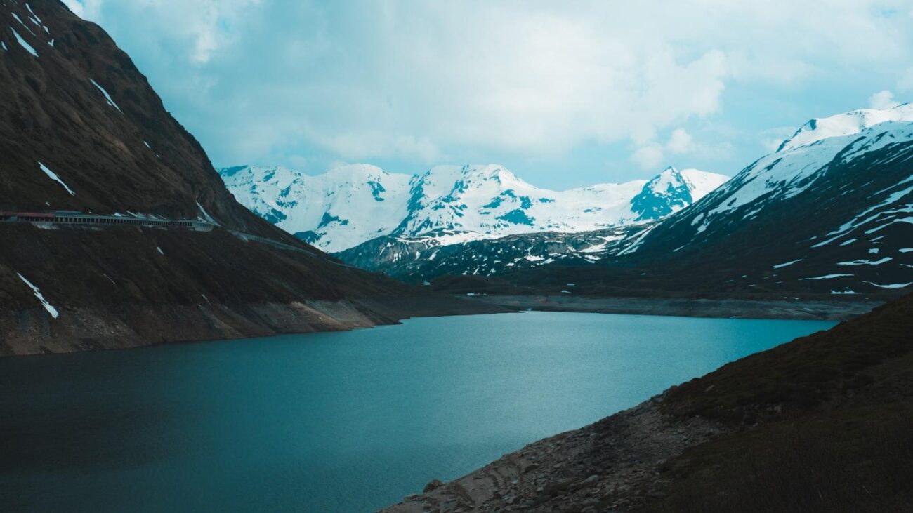 Cuarta Brigada Medellín: Cuidados Geriátricos que Resaltan la Tranquilidad de la Tercera Edad