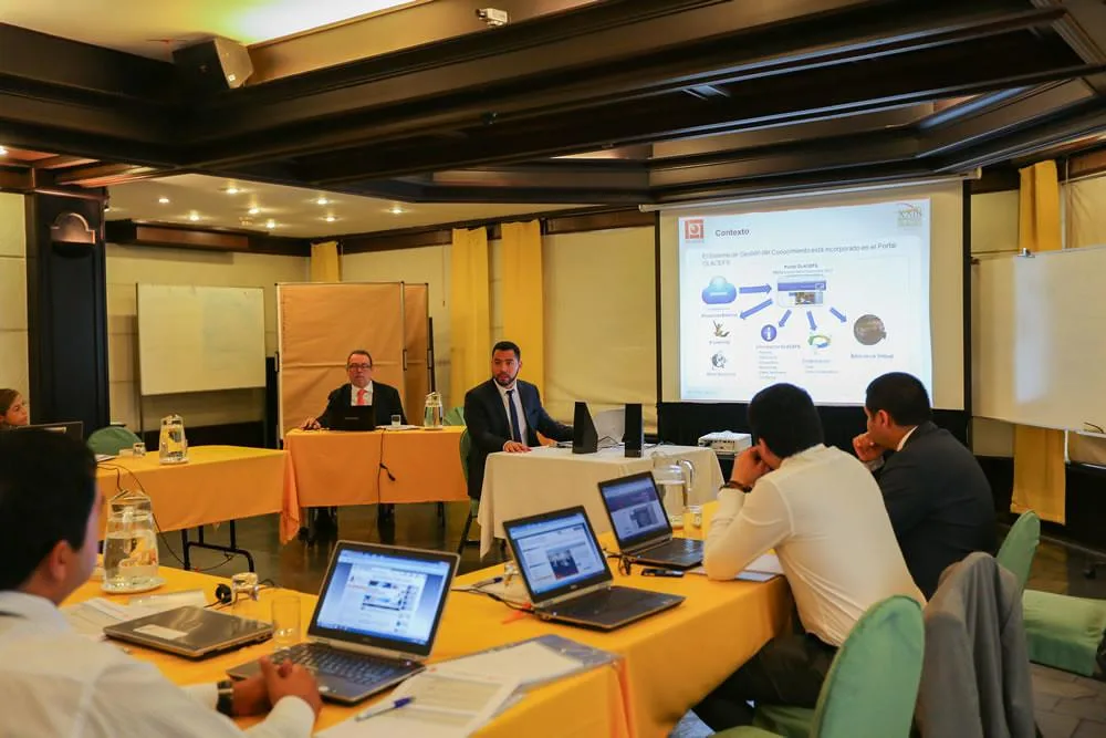 Implementación de programas educativos en el cuidado de pacientes geriátricos con diabetes
