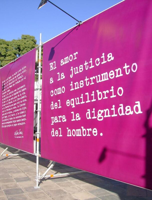 Viviendo con Dignidad en La Floresta Medellín: Cuidados Geriátricos que Respetan tu Tranquilidad