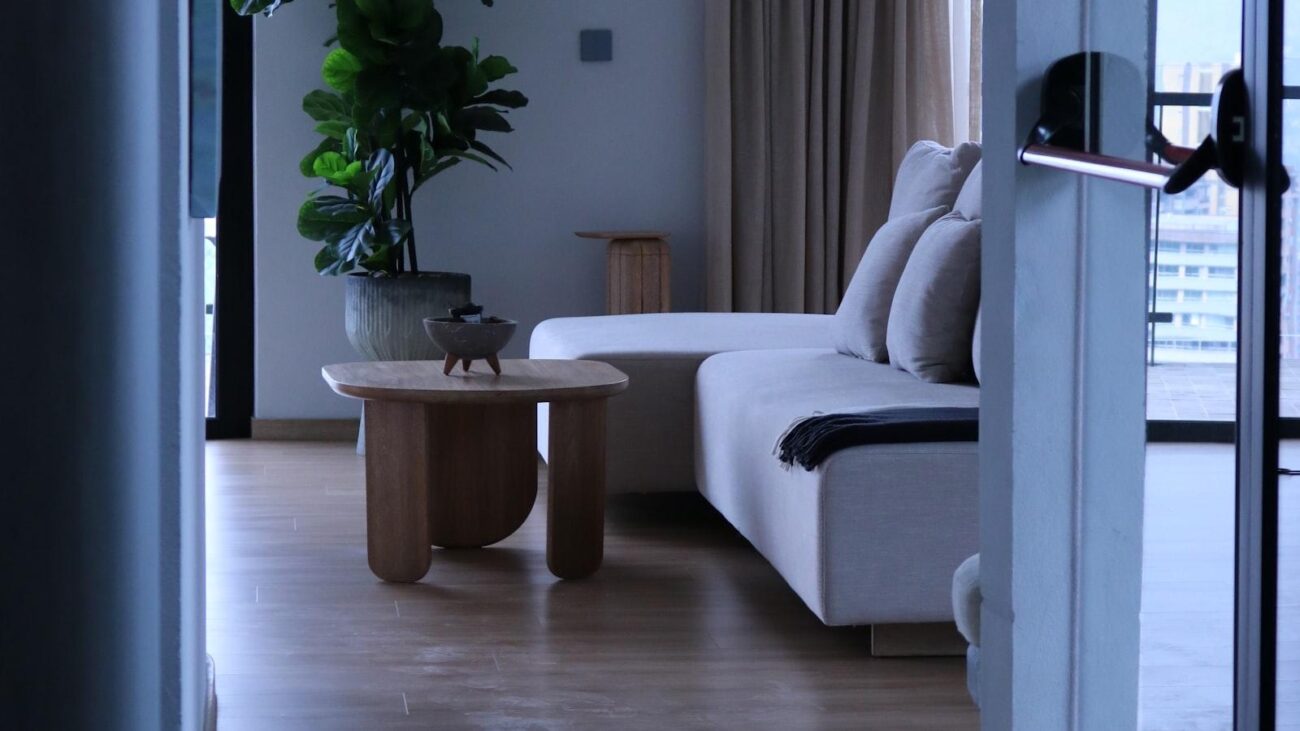 Caminando hacia la Felicidad en Los Colores Medellín: Hogar Geriátrico de Atención Energética