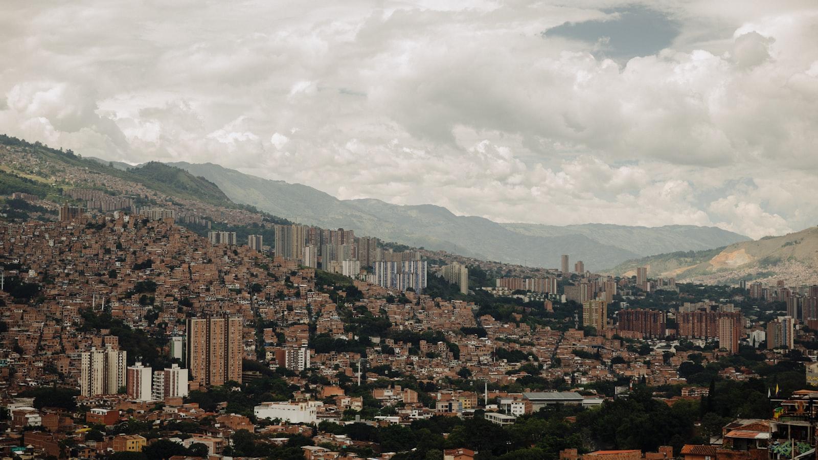 Residencias Ancianos Medellin: Espacios que Celebran la Experiencia de Vida