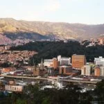 La Asomadera Nº 1 Medellín: Cuidados Geriátricos de Calidad con Vistas Excepcionales