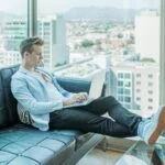 El Impacto de la Sociedad y la Comunidad en la Salud Cardíaca de los Ancianos