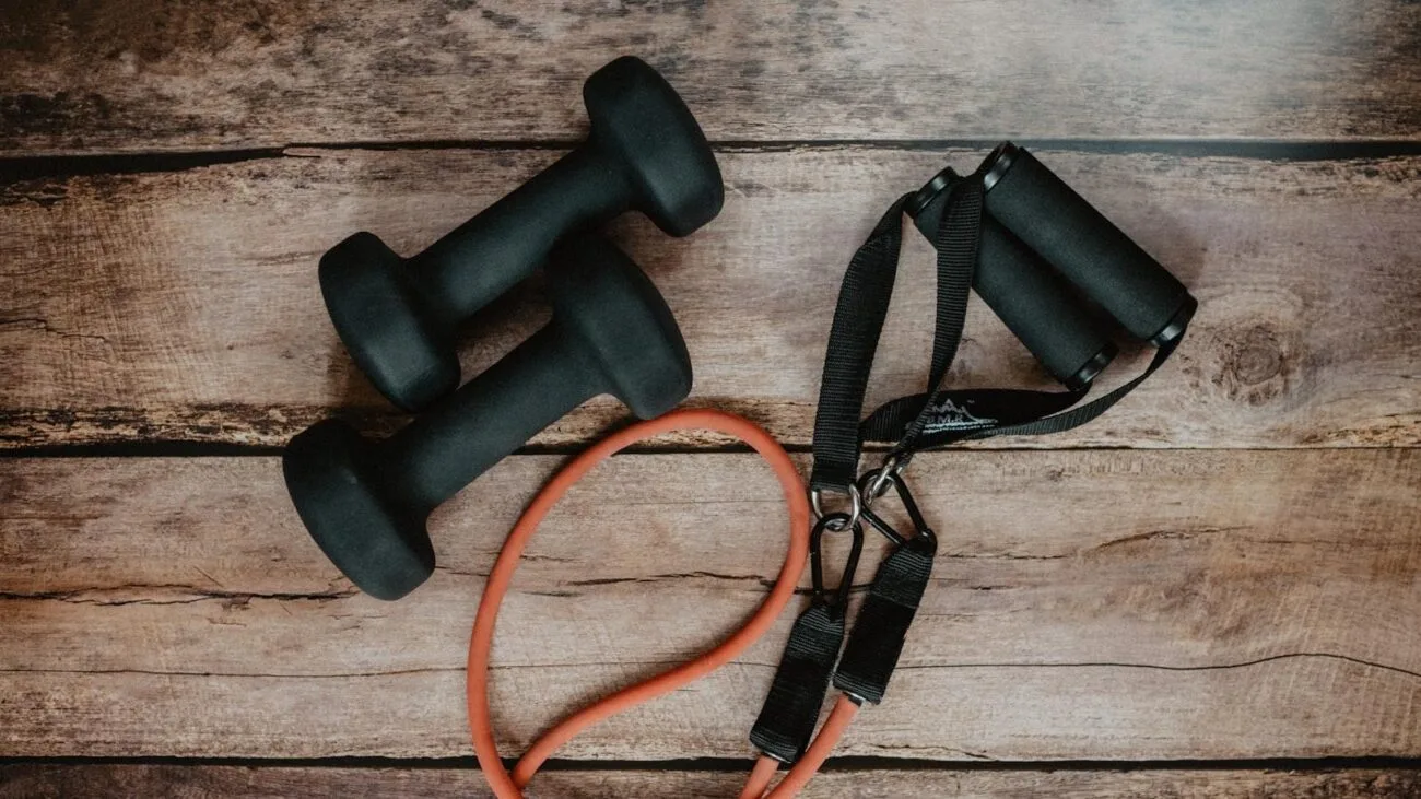 Caminatas Terapéuticas: El Rol del Entorno Natural en la Salud Cardíaca de los Ancianos