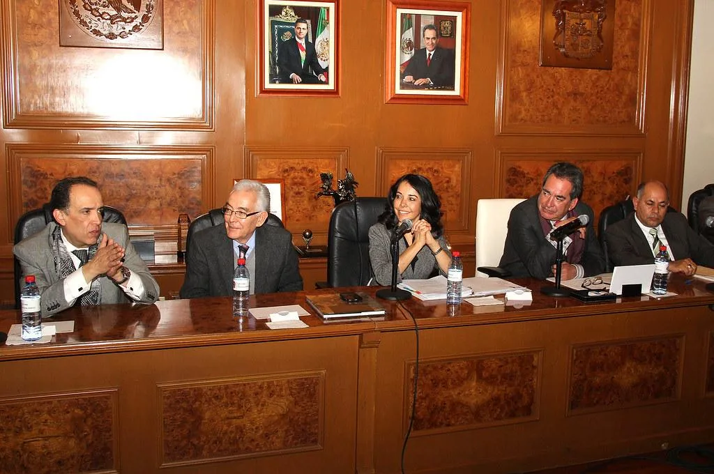 Coordinación efectiva​ entre⁣ personal médico y ​de⁤ cuidado para‍ garantizar una​ atención integral