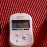 Reseña de estrategias de motivación para el manejo de la diabetes en la tercera edad.