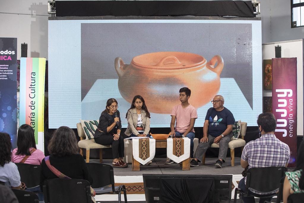 Innovaciones en la terapia nutricional para la diabetes tipo 1 en adultos mayores.