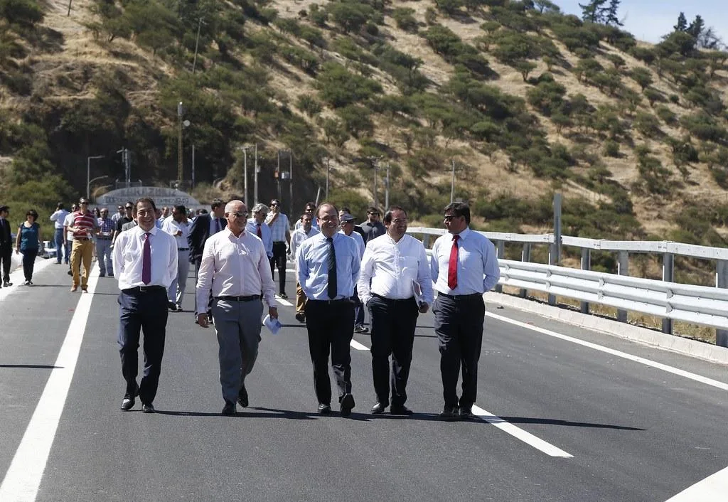 Habilitación de áreas verdes y espacios al aire libre en entornos urbanos para beneficiar a ancianos con EPOC