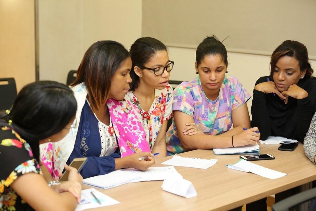 Intervenciones efectivas para combatir la obesidad en la vejez