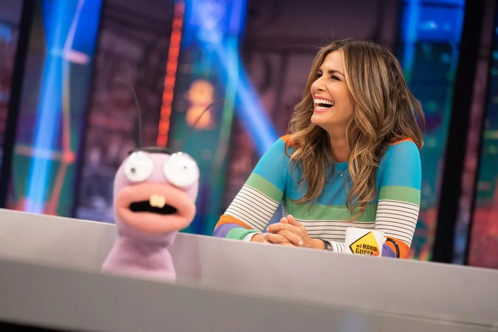 - Programas de actividades personalizadas para promover el bienestar emocional y físico