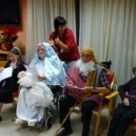 Hogares geriátricos en Medellín: Una mirada a la vida cotidiana y las actividades recreativas.