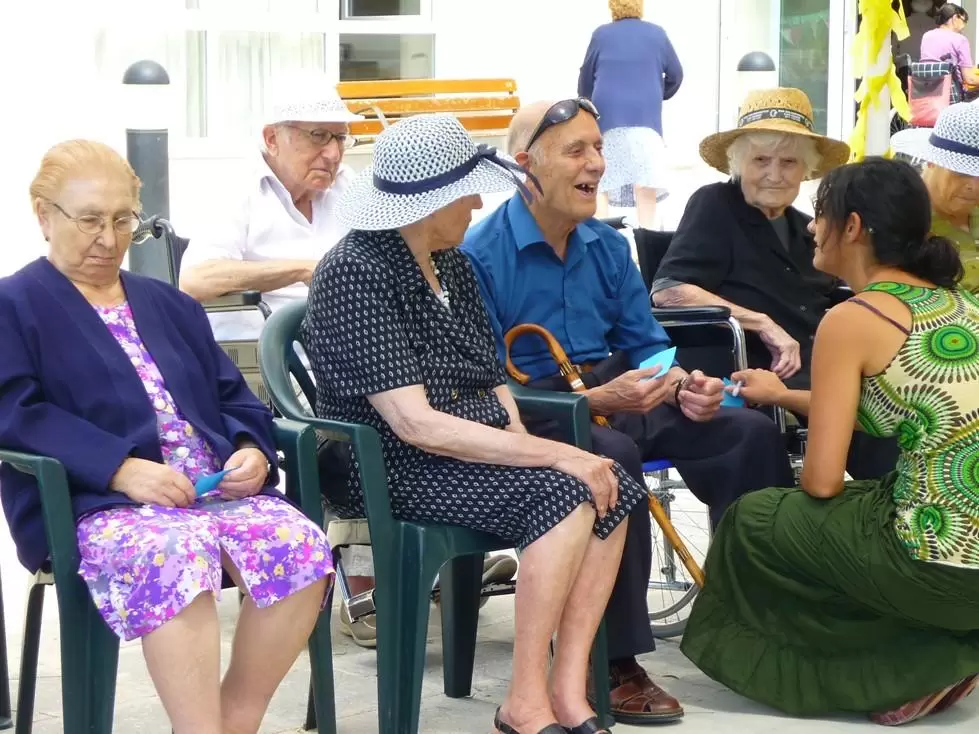 Hogares geriátricos en Medellín que te invitan a ser parte de una comunidad vibrante, donde cada día es una nueva oportunidad para vivir plenamente.