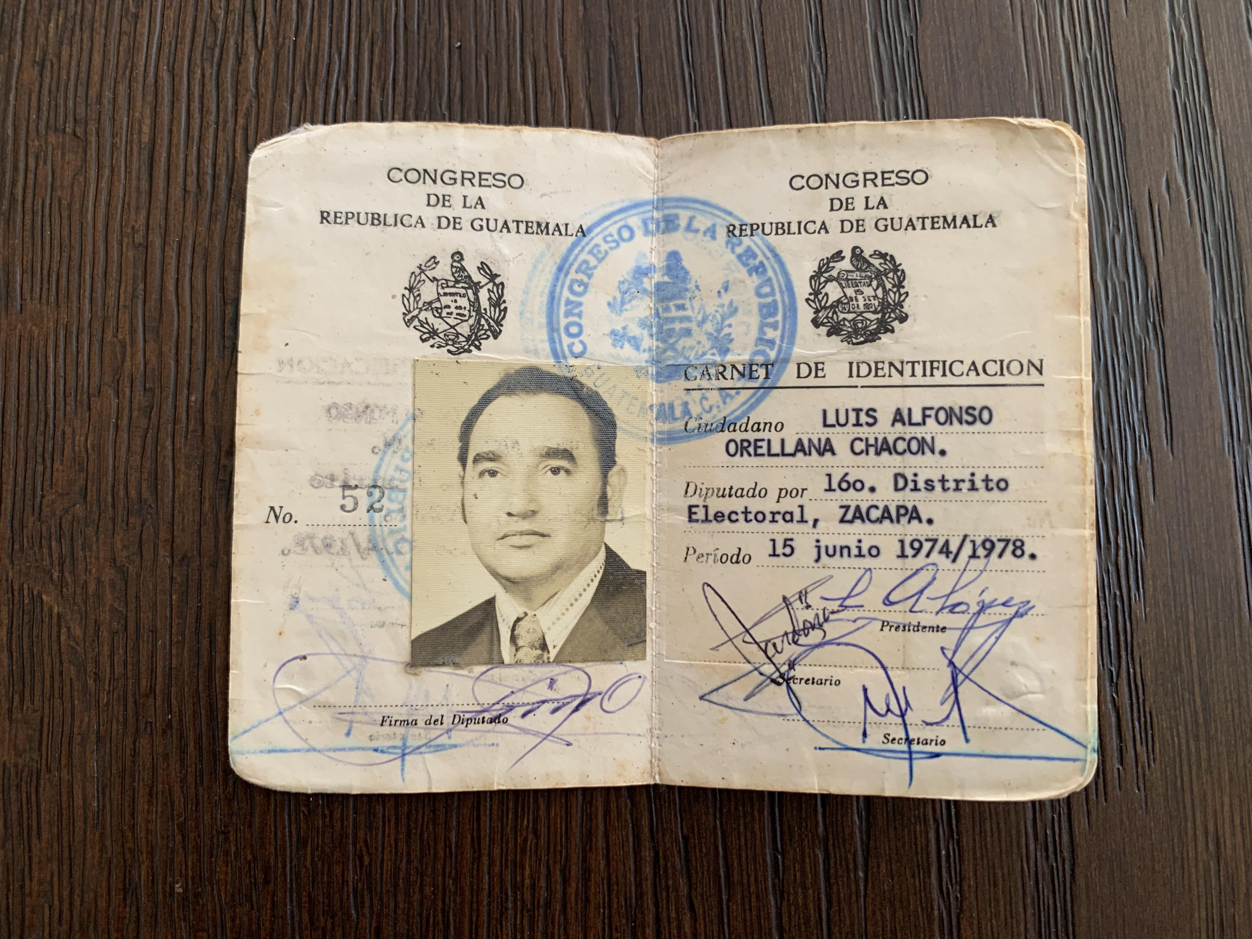 Identificación de desencadenantes y síntomas‌ en ​residentes mayores