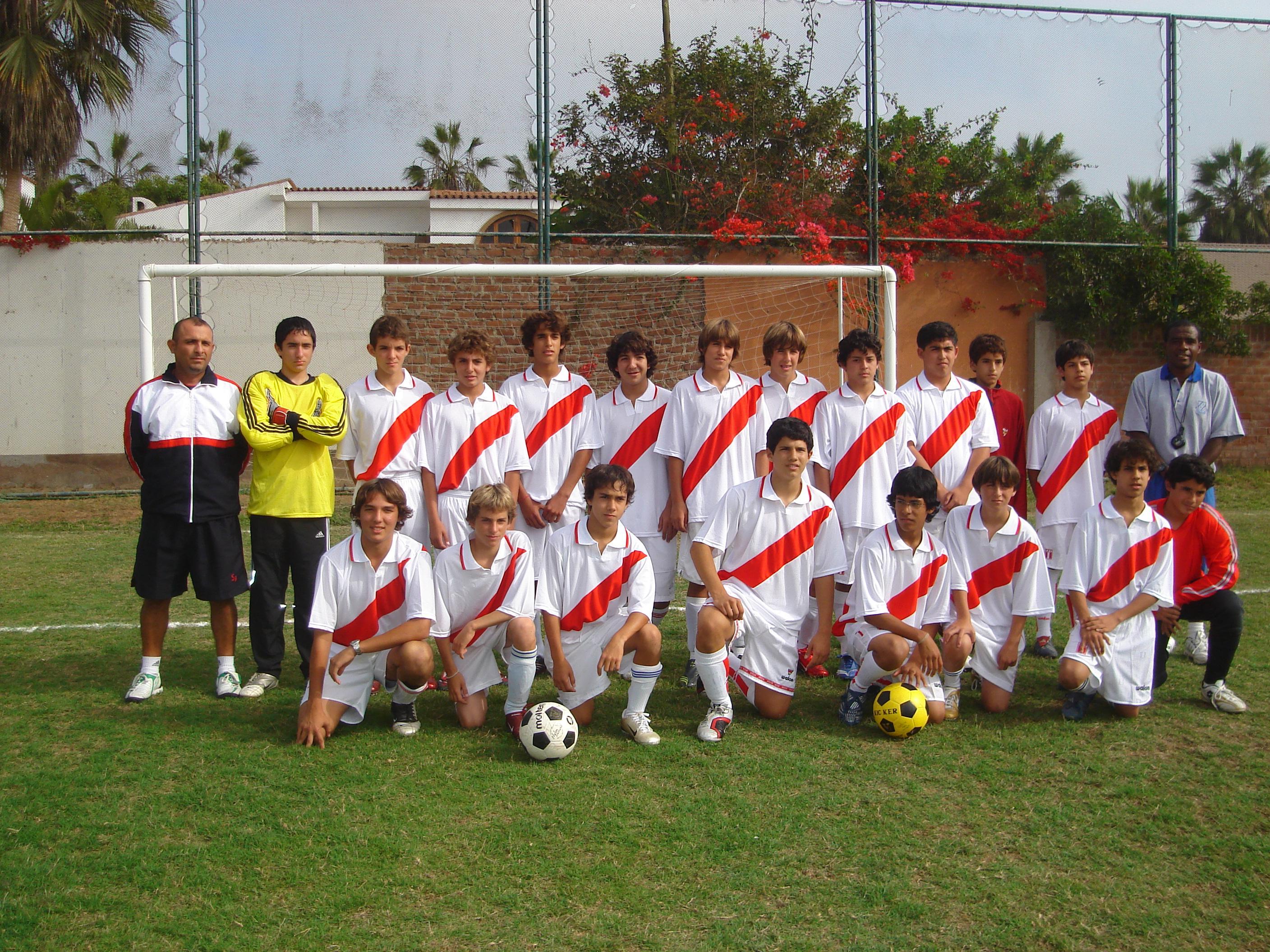 Equipo de Profesionales Especializados en el Cuidado Geriátrico