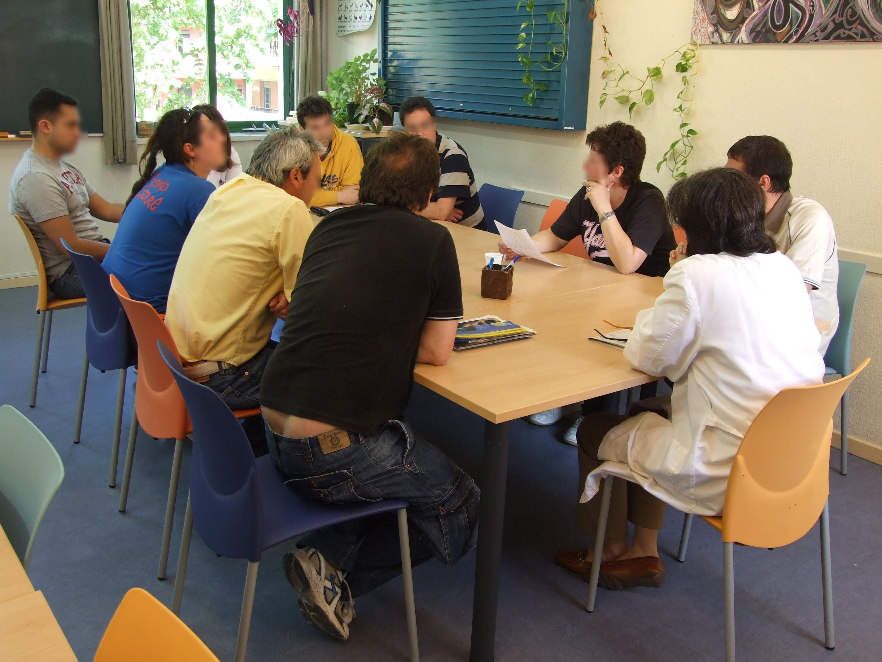 Beneficios emocionales y físicos de la terapia ocupacional en adultos mayores con asma