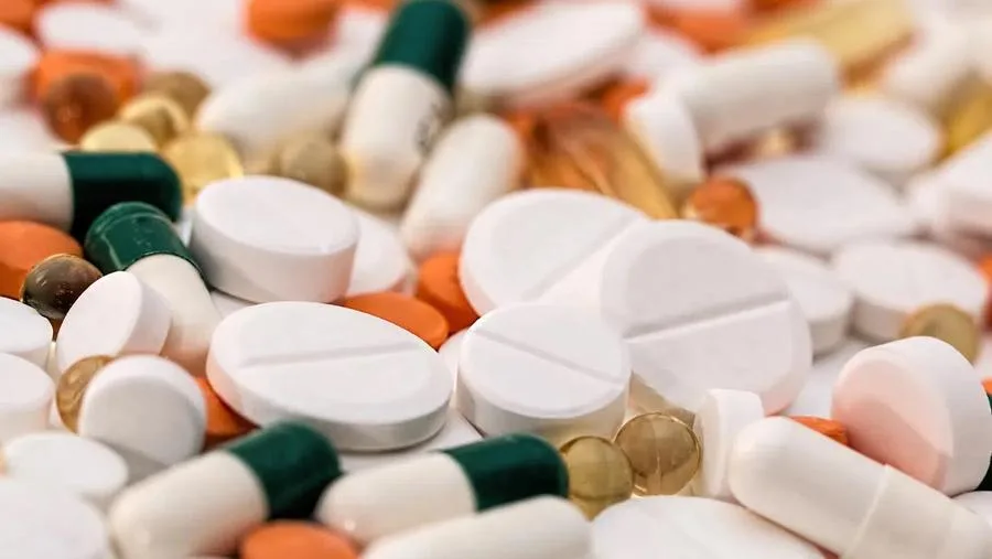 Impacto de las interacciones medicamentosas en la progresión y pronóstico de la EPOC en la tercera edad