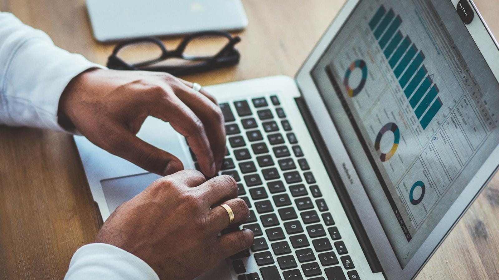 Estrategias de ejercicio físico adaptadas a la tercera edad