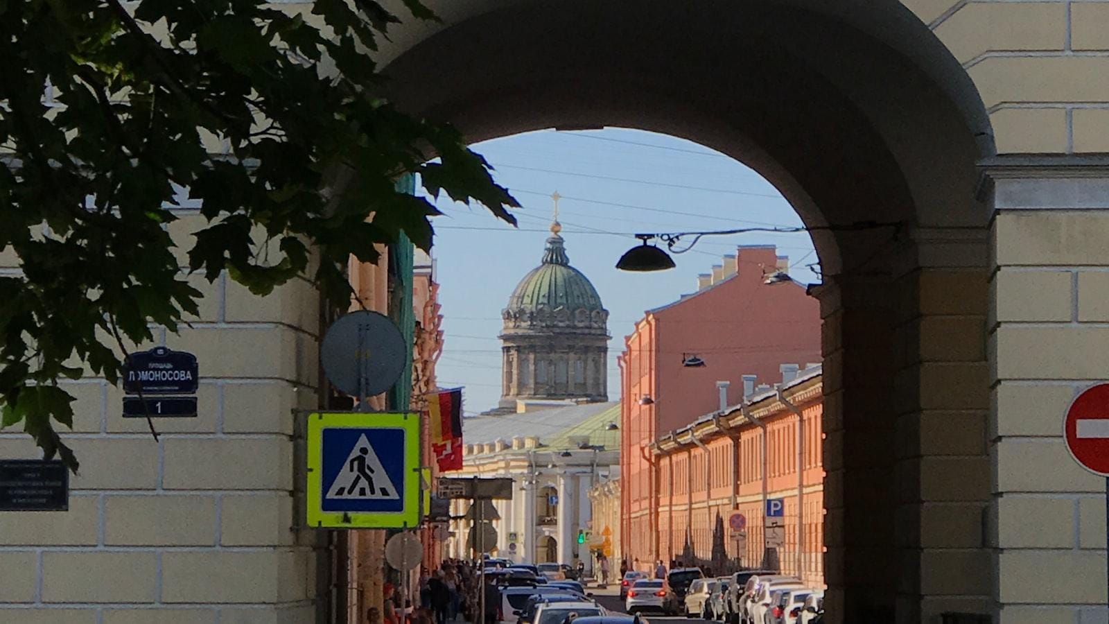 Beneficios físicos y psicológicos de la práctica regular de ejercicios adaptados en residencias geriátricas