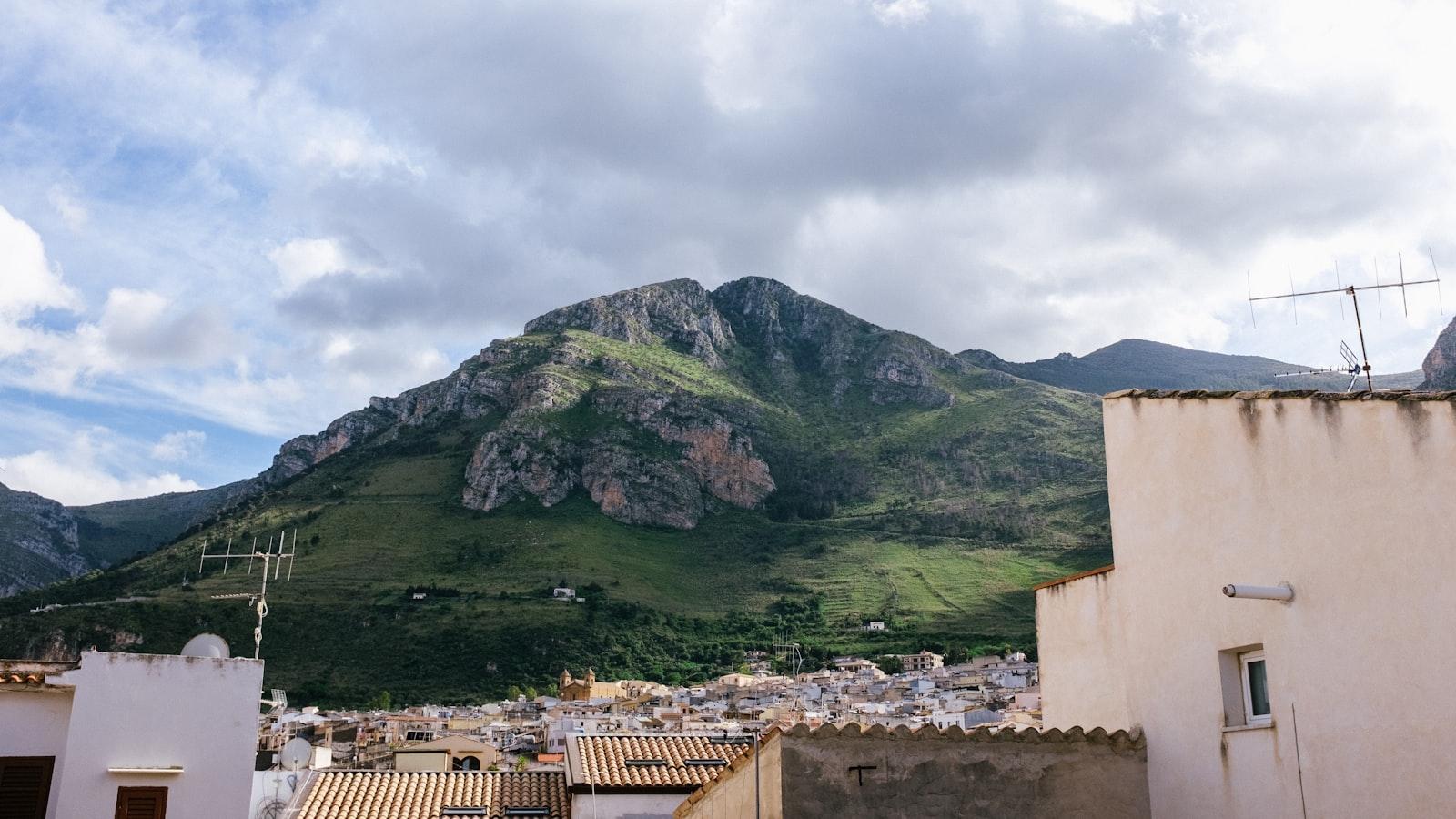 Cuidado del medio ambiente en Los Pinos Medellín
