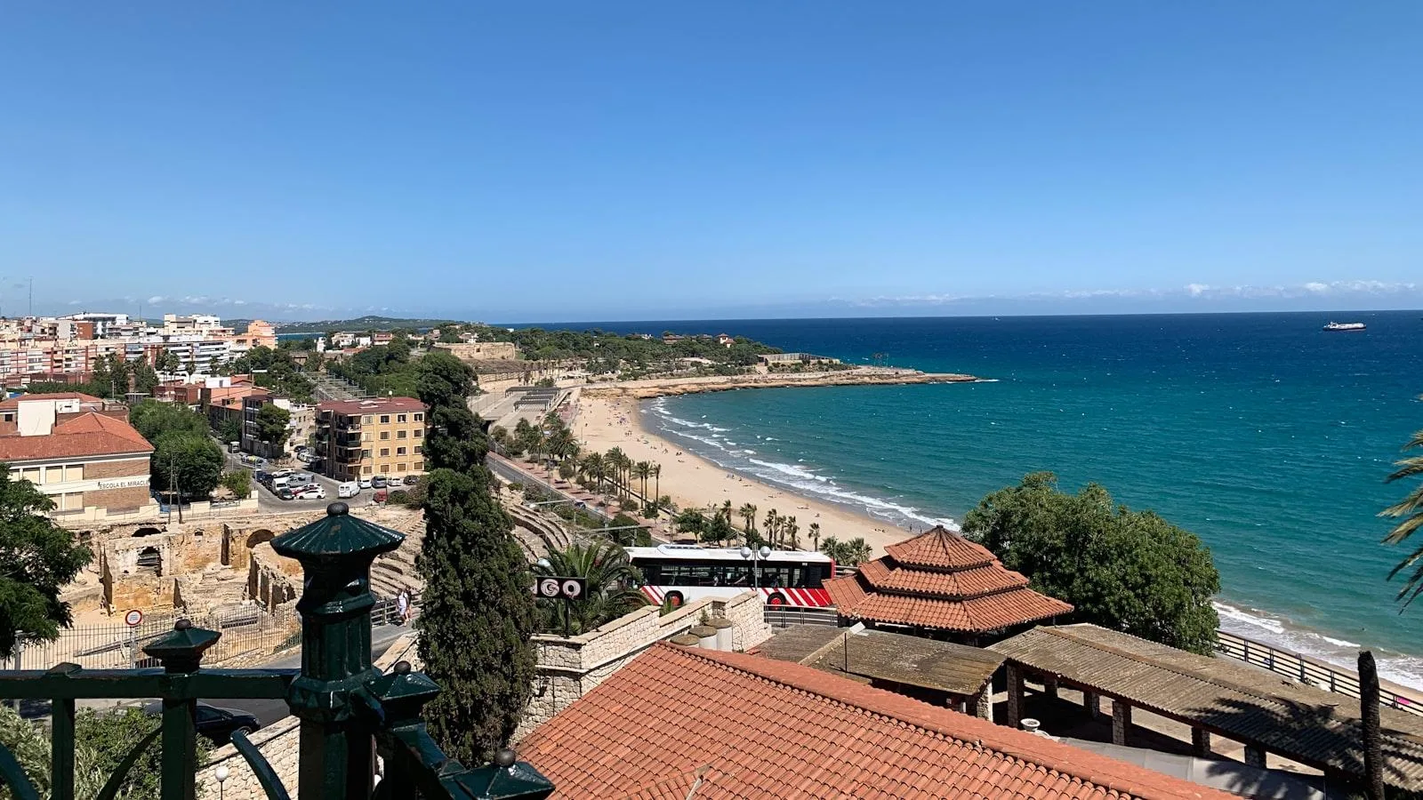 Importancia del manejo médico ‍integral en el tratamiento ⁢de enfermedades⁢ asociadas a la obesidad en la tercera edad