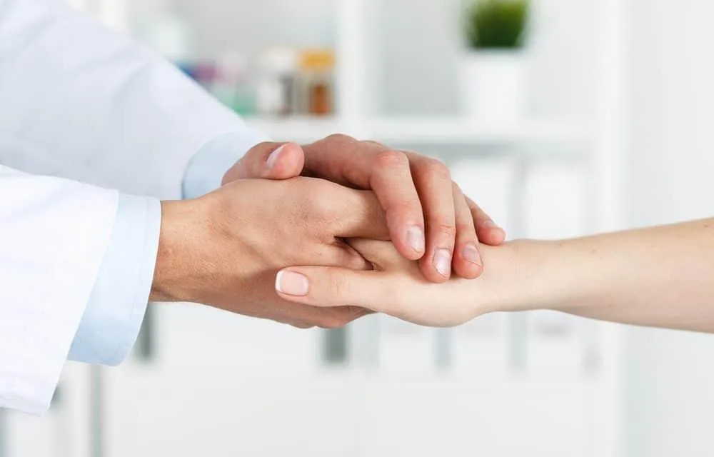 Apoyo emocional: la‍ importancia de ‌brindar ​contención a los familiares ‍de ancianos con obesidad