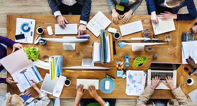 Colaboración con organizaciones ⁢locales y profesionales de la salud para fortalecer el sistema de apoyo comunitario