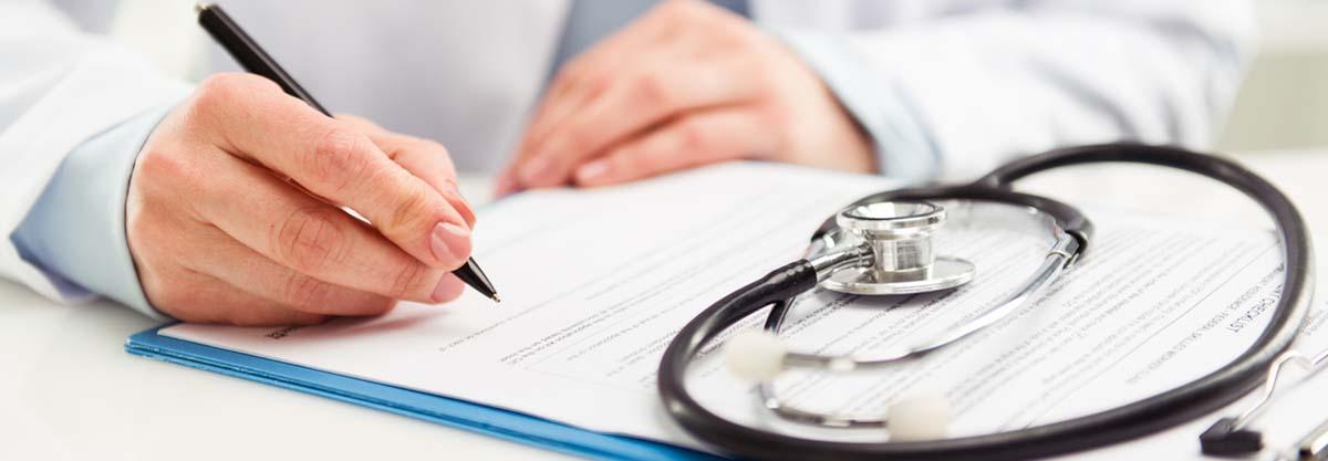 La verdad oculta detrás de los tratamientos con suplementos para la HPN en geriátricos de Medellín