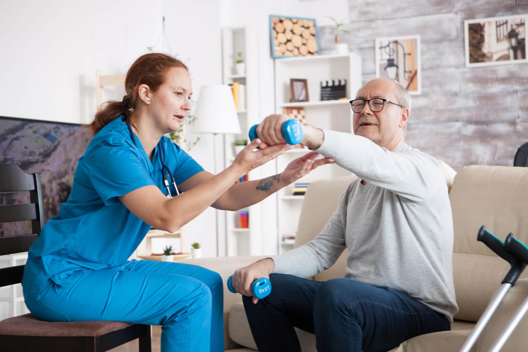 Los médicos recomiendan Sonríe a la Vida para la atención geriátrica de personas con Parkinson