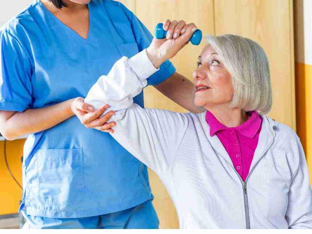 Recomendaciones para implementar terapias ocupacionales en el cuidado de adultos mayores