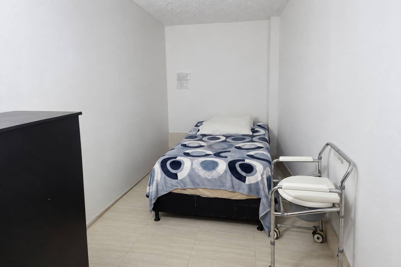 Habitación de la Cooperativa Sonríe a la Vida en Medellín